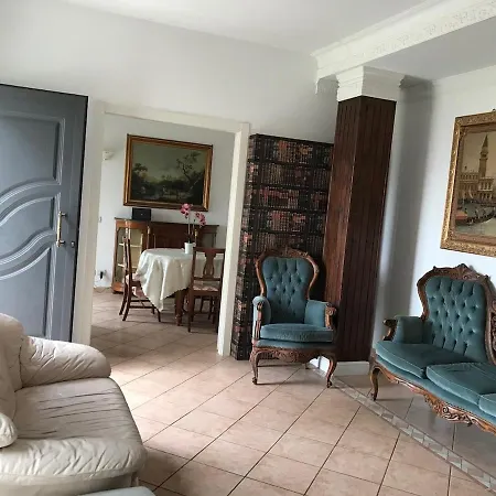 Sea View In - Charming